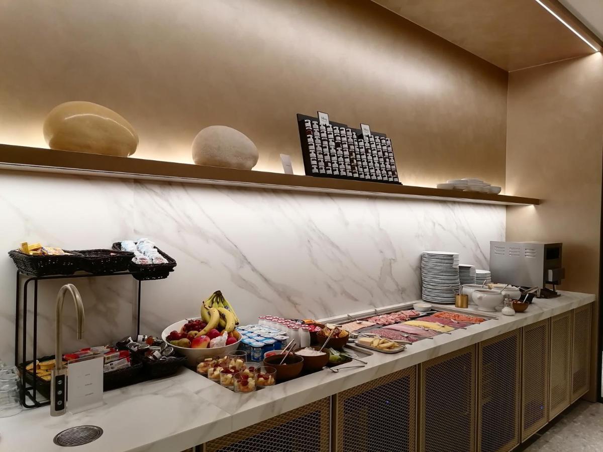 Hotel Messeyne Кортрейк Экстерьер фото